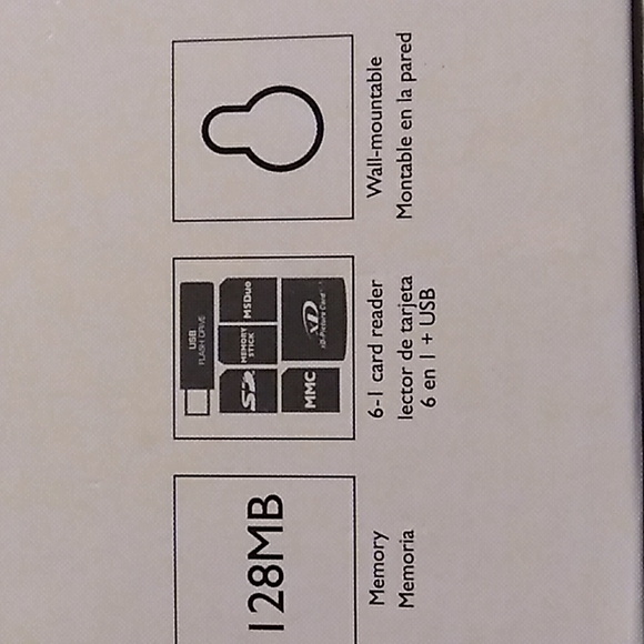 Philip's Home Essentials Digital Photo Frame 7" LCD Panel. Model # SPF3007D/G7 - Picture 3 of 4